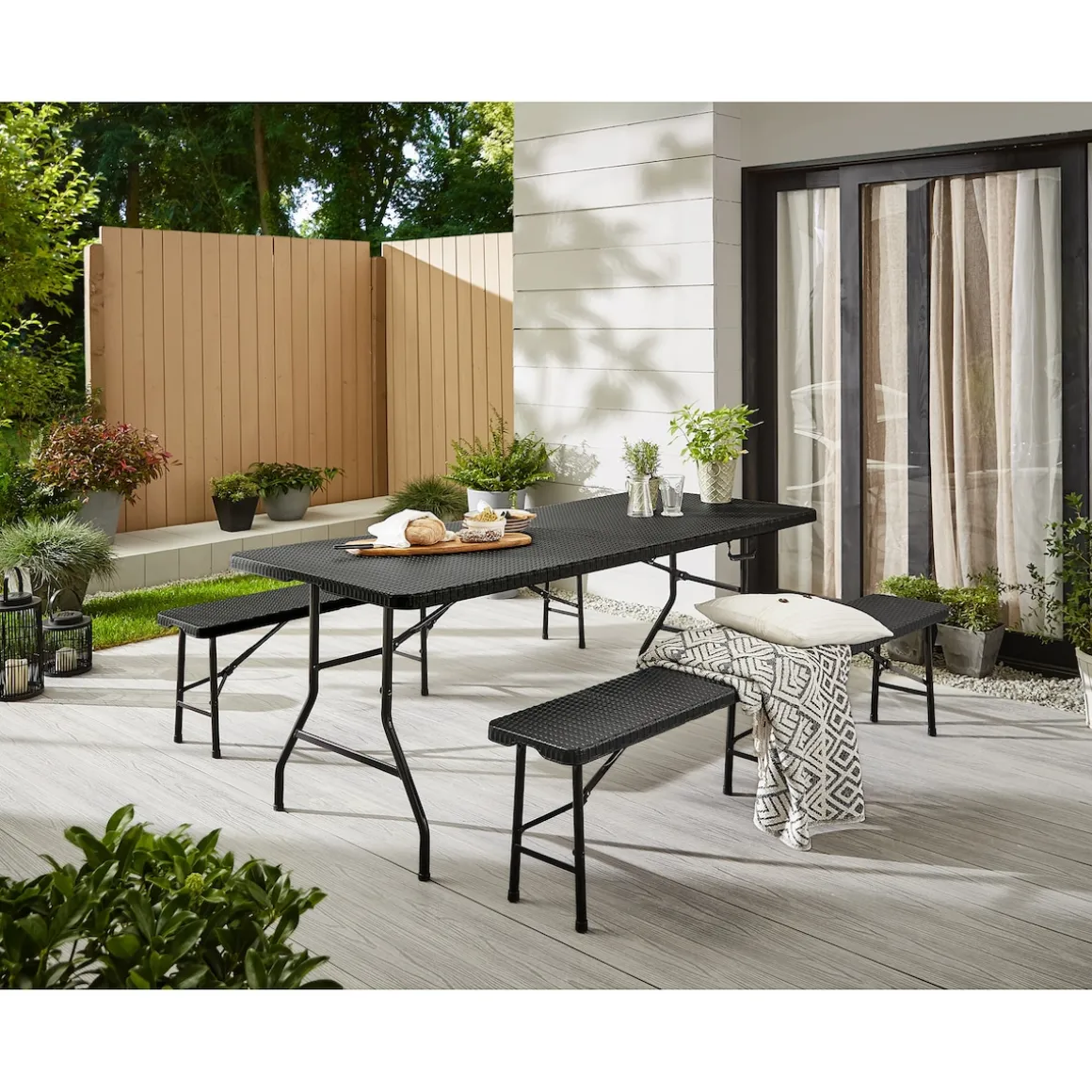 Biertisch "Rattanoptik"