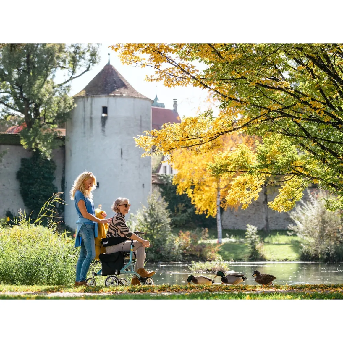 Leichtgewichtrollator Nitro SL Spa-blau